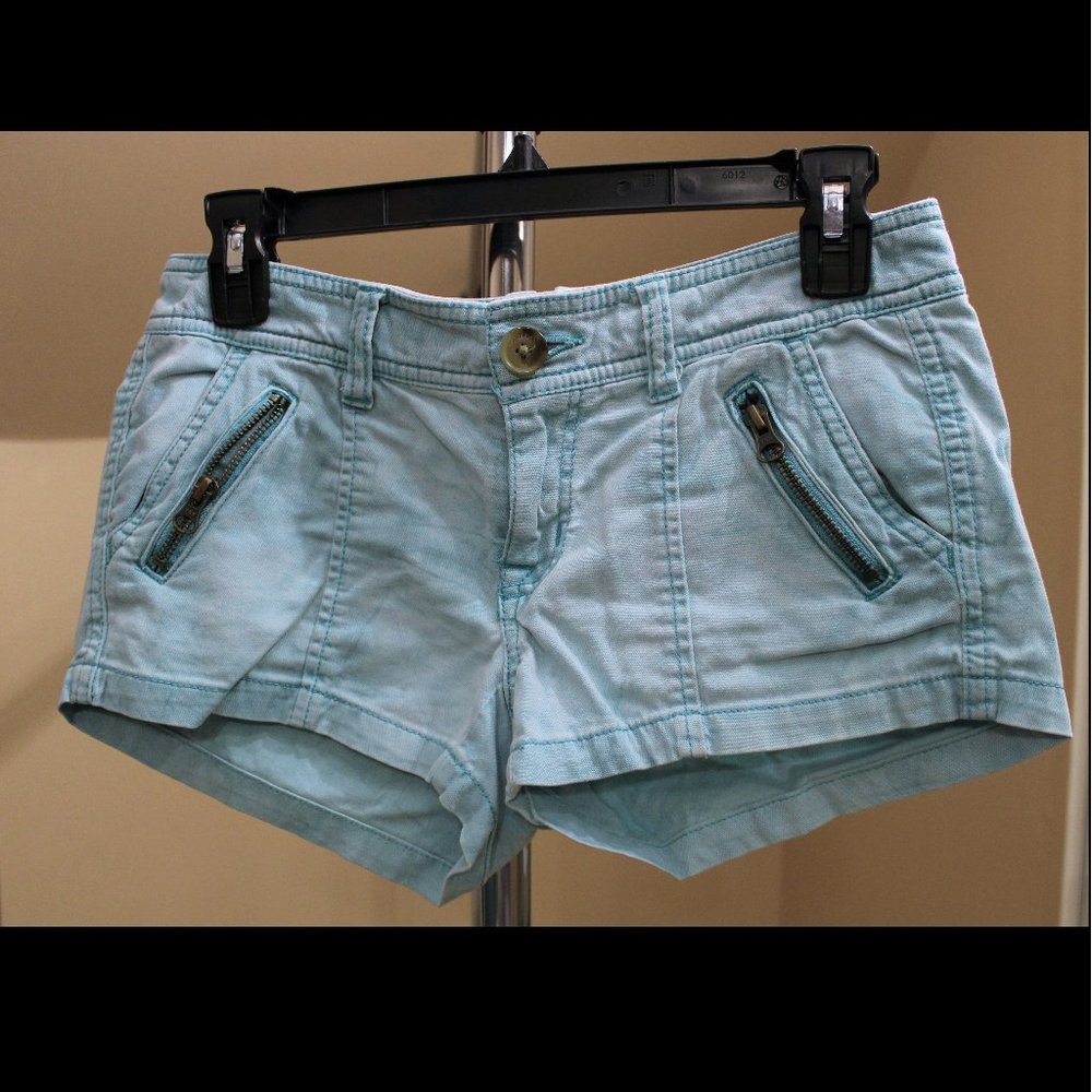 American Eagle Outfitters Stretch Bright Blue Shorts